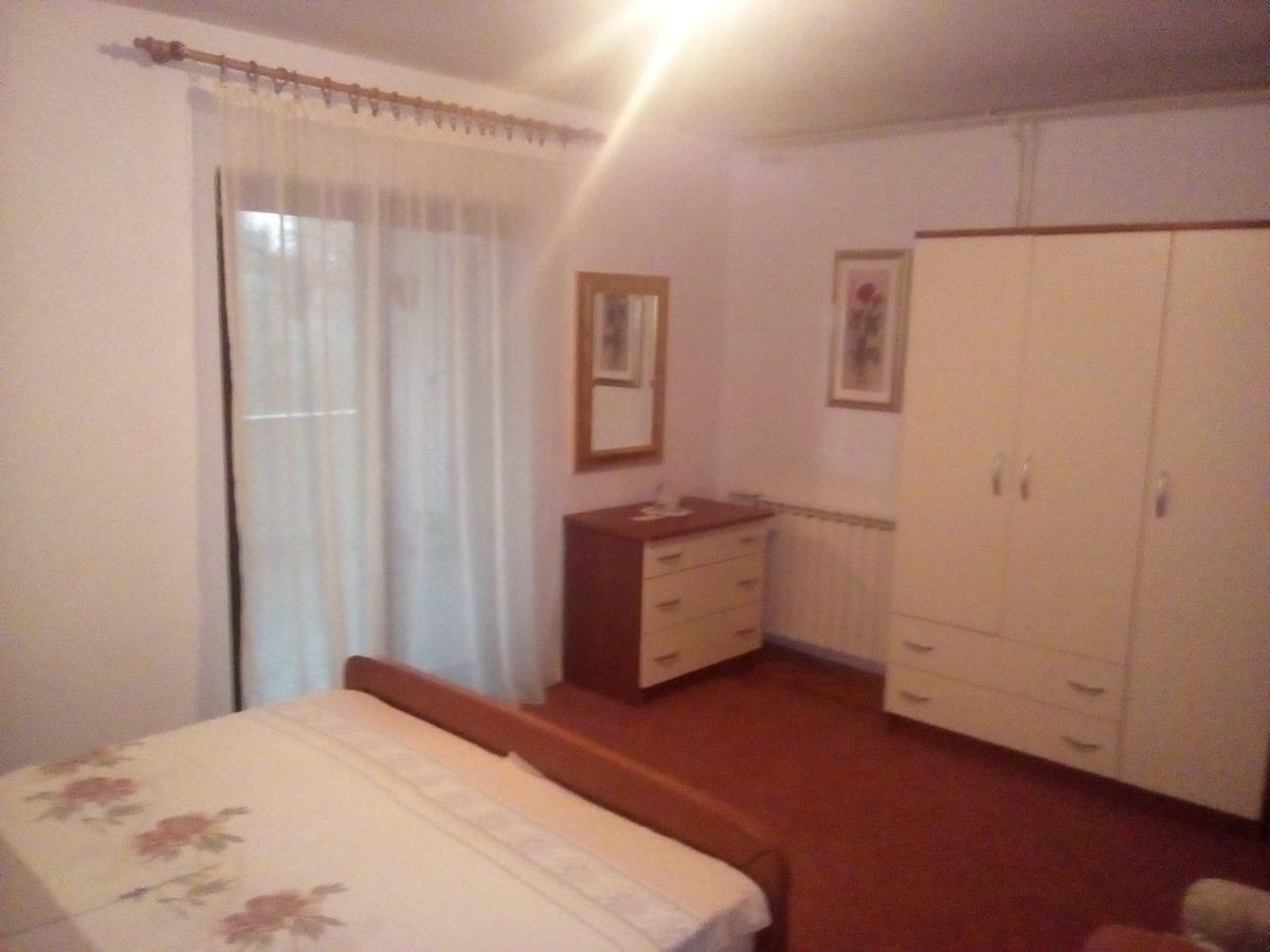 Filipo Apartments Пореч Экстерьер фото