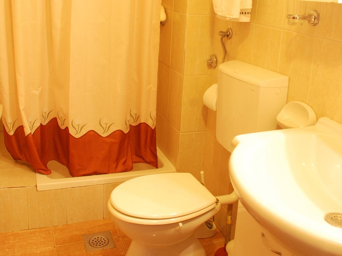 Filipo Apartments Пореч Экстерьер фото