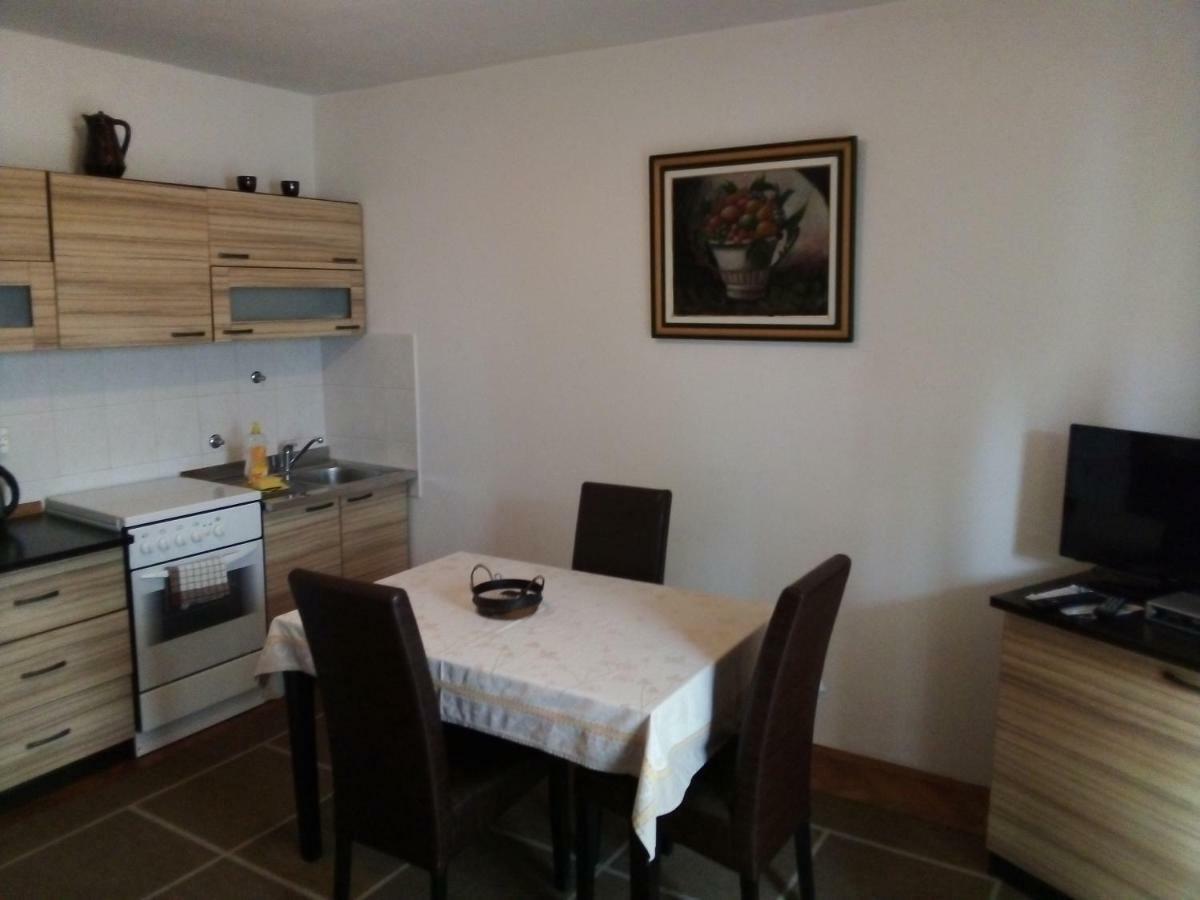 Filipo Apartments Пореч Экстерьер фото